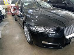 جاگوار F-Pace